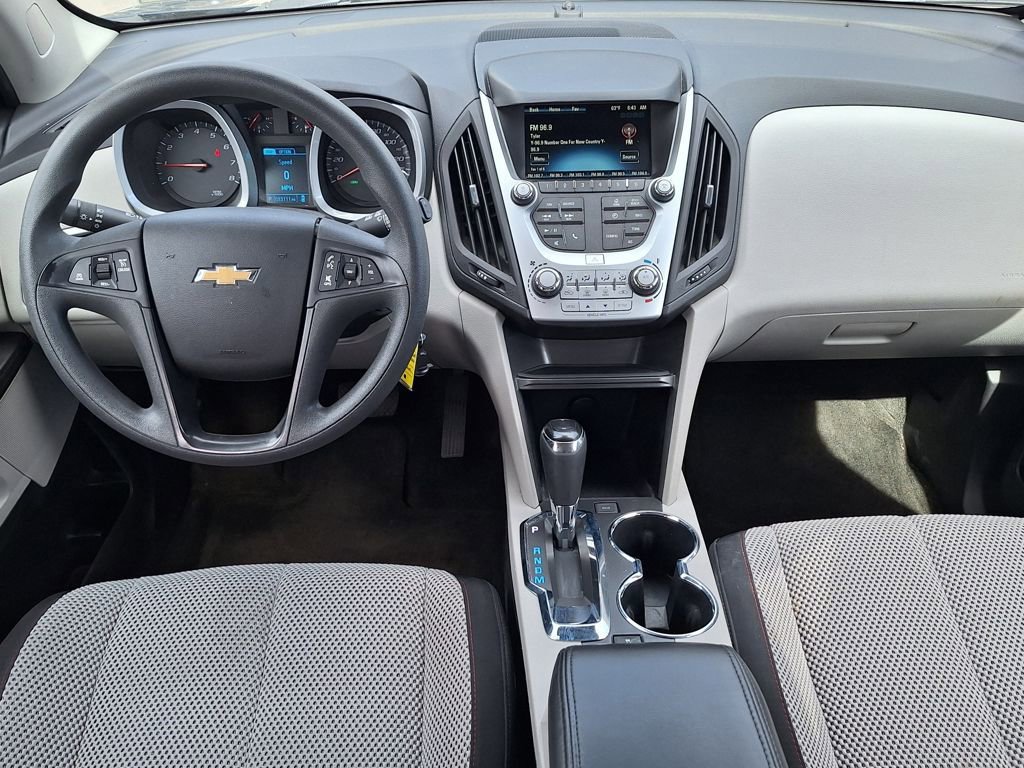Used 2017 Chevrolet Equinox LS image 14