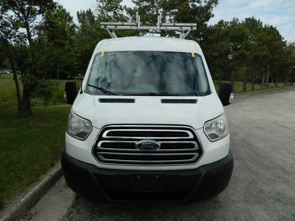Used 2019 Ford Transit 150 XLT image 2