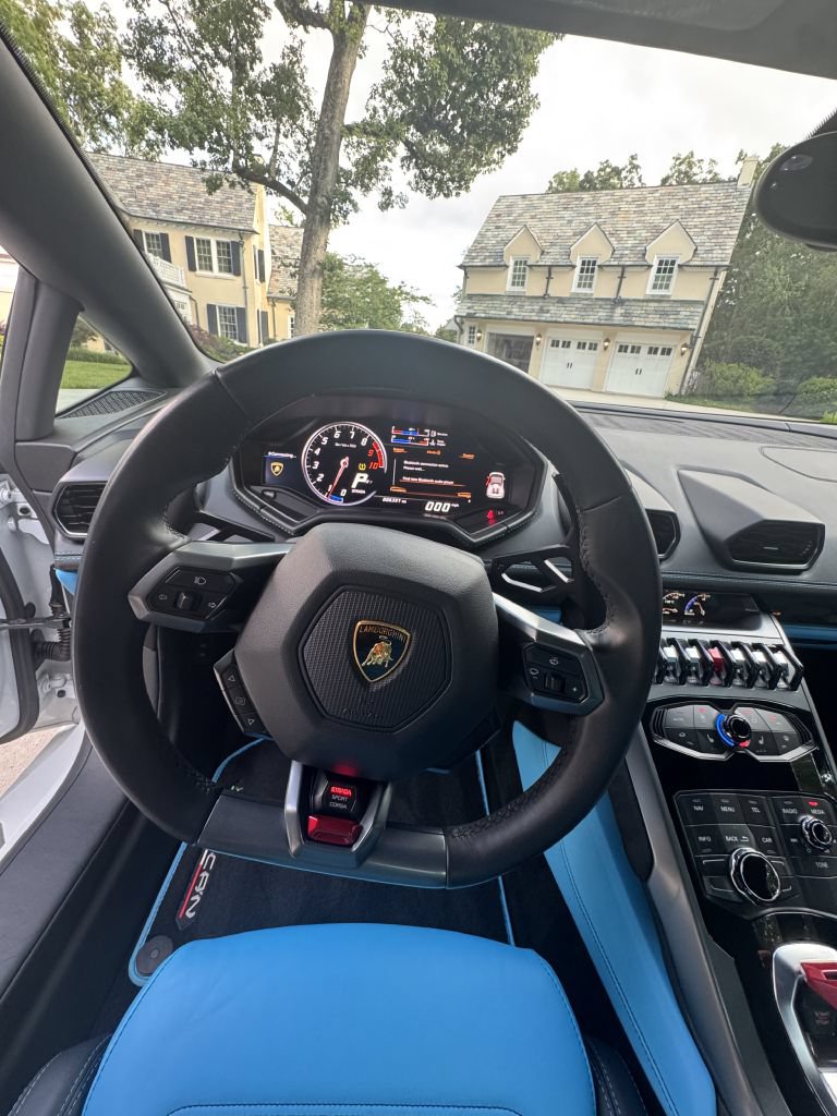 Used 2017 Lamborghini Huracan LP 580-2 RWD image 26