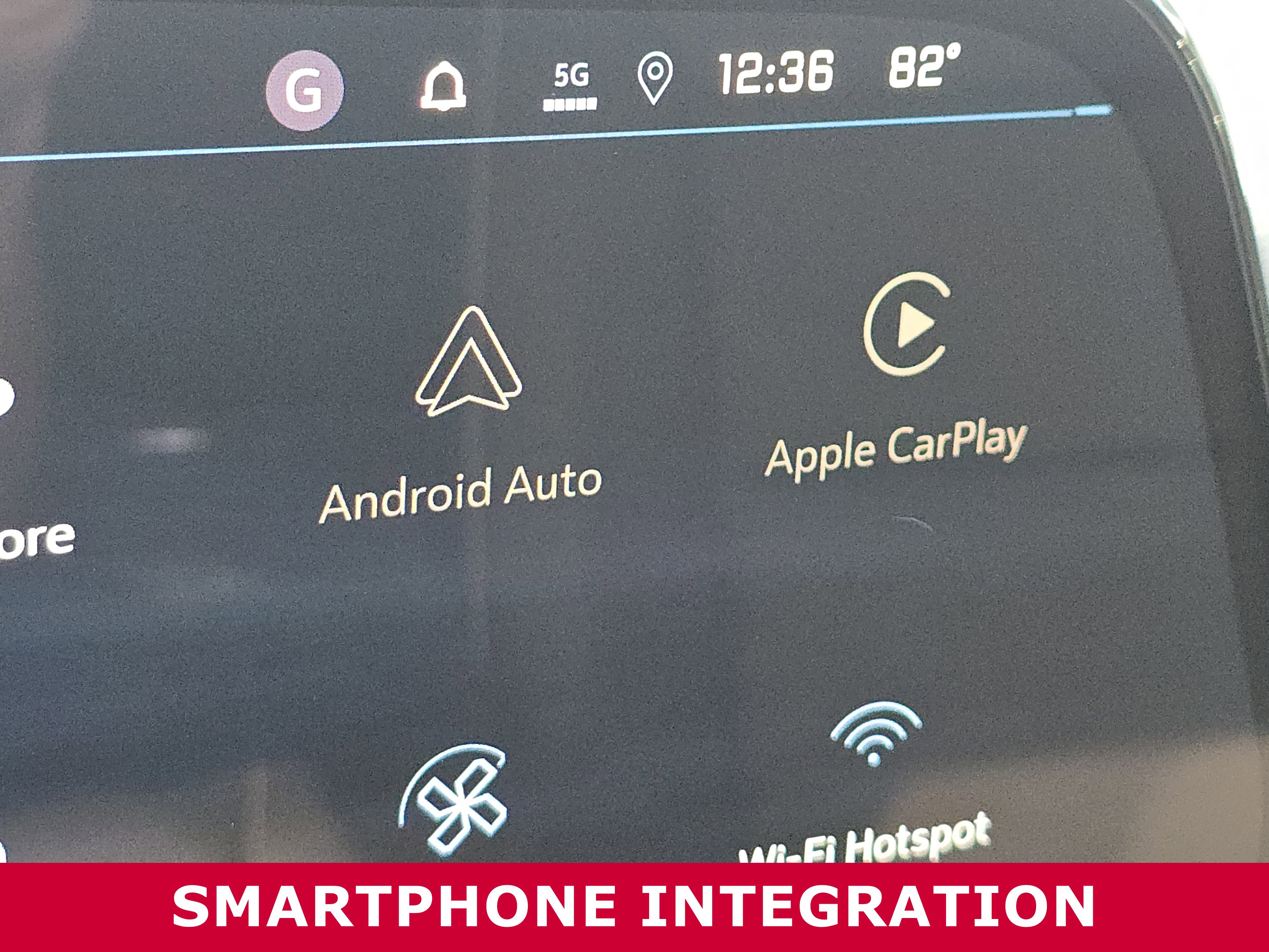 New 2026 Chevrolet Suburban Premier image 3