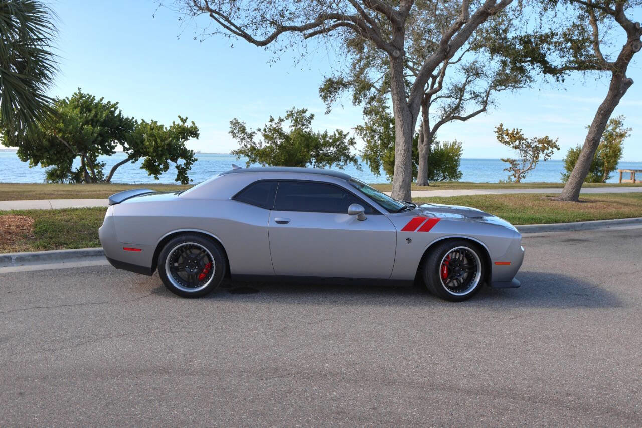 Used 2015 Dodge Challenger SRT Hellcat image 54