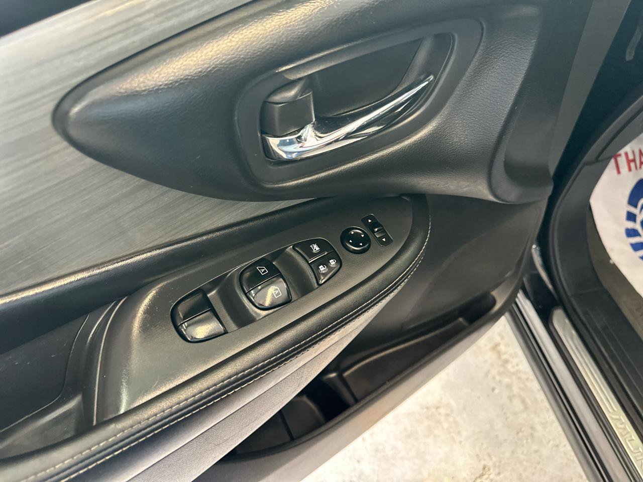 Used 2015 Nissan Murano S w/ Navigation Package AWD/4WD image 12