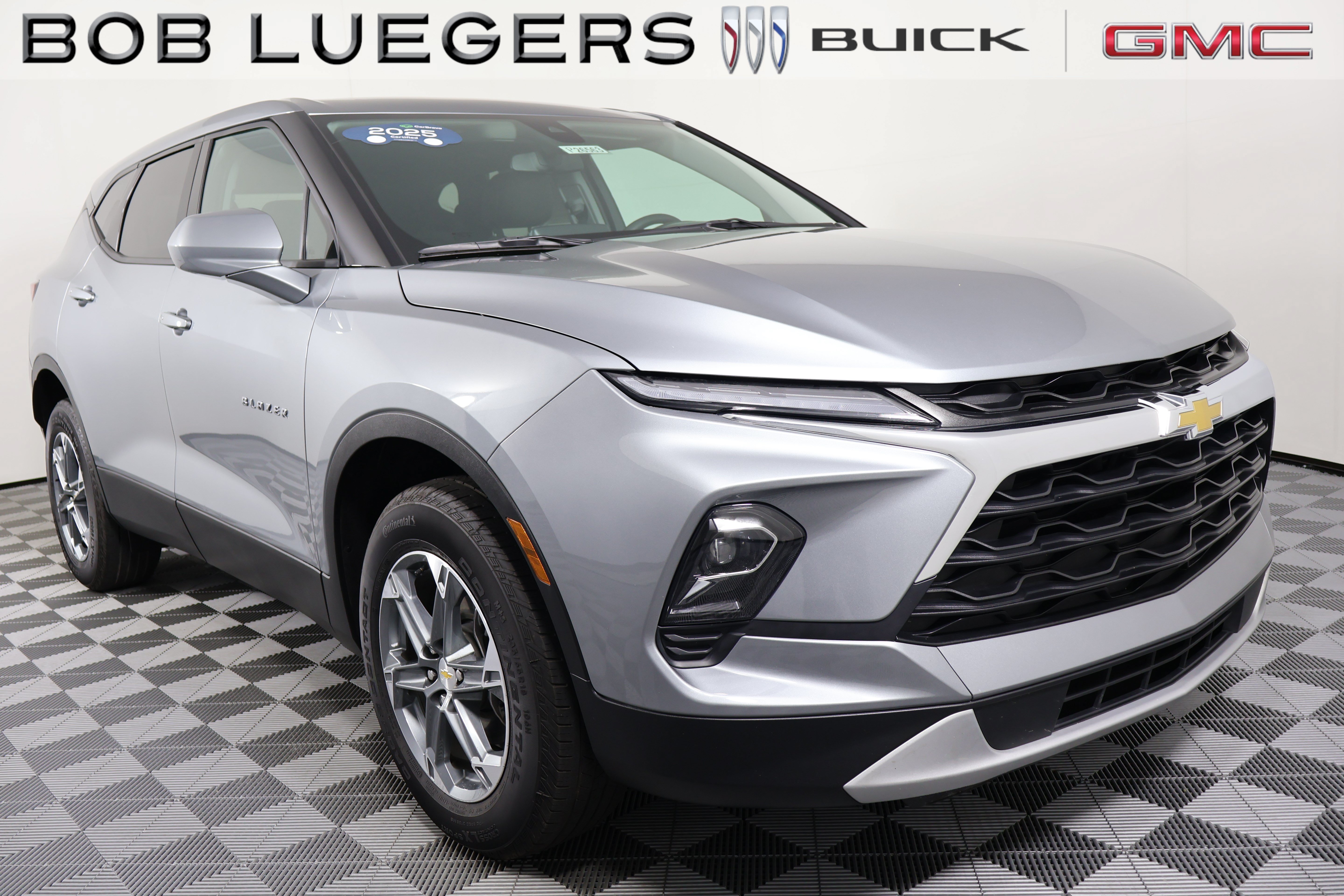 Certified 2025 Chevrolet Blazer LT FWD image 1