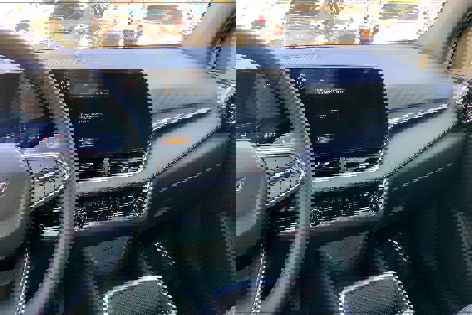 Used 2025 Chevrolet Equinox LT w/ Midnight Edition image 6