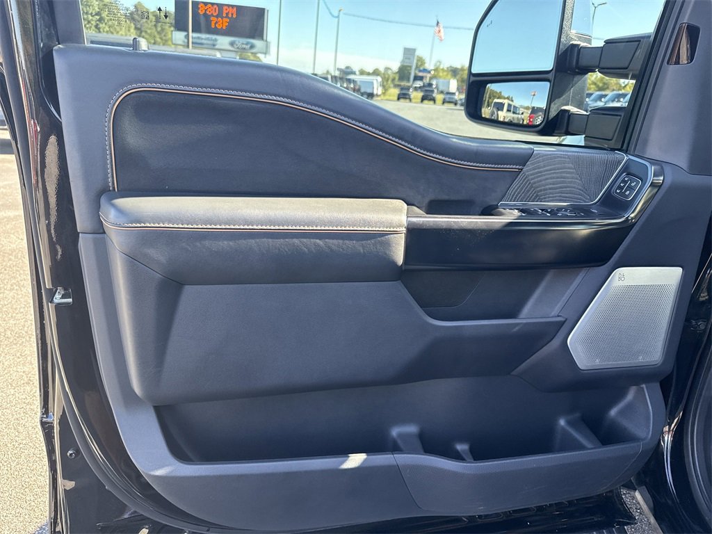 Used 2022 Ford F150 Platinum w/ Equipment Group 701A High image 11