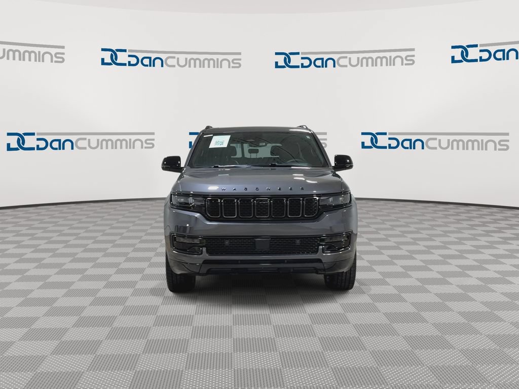 Used 2023 Jeep Wagoneer Series II AWD/4WD image 3