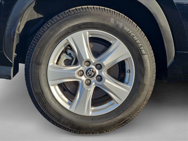 Used 2026 Toyota Highlander XLE AWD/4WD image 29