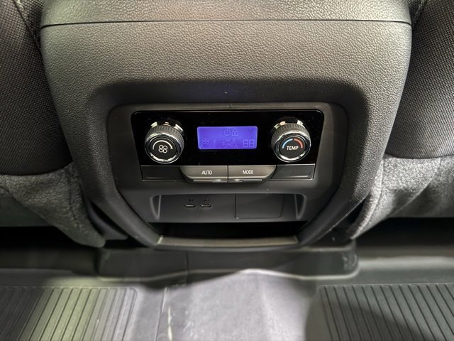 New 2026 Chevrolet Traverse LT w/ Midnight/Sport Edition image 16