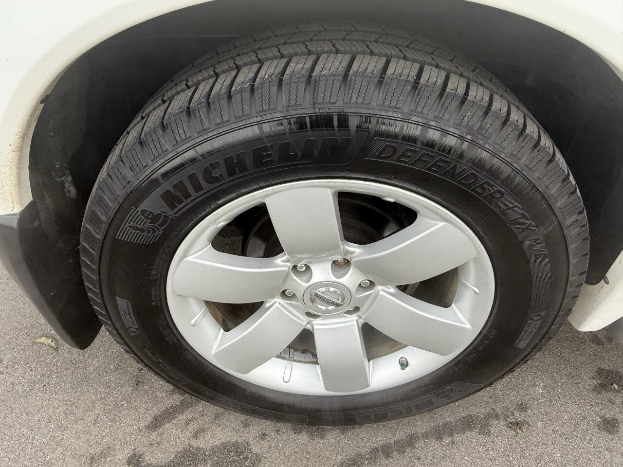 Used 2010 Nissan Armada Titanium image 26