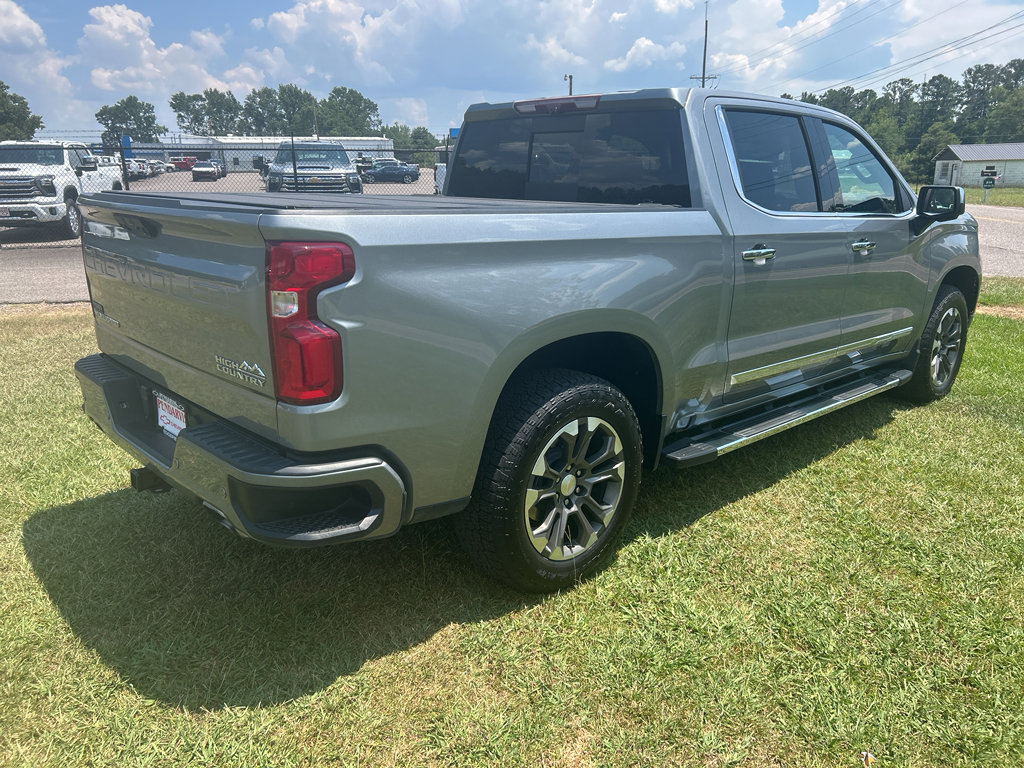 Used 2023 Chevrolet Silverado 1500 High Country w/ Technology Package image 10