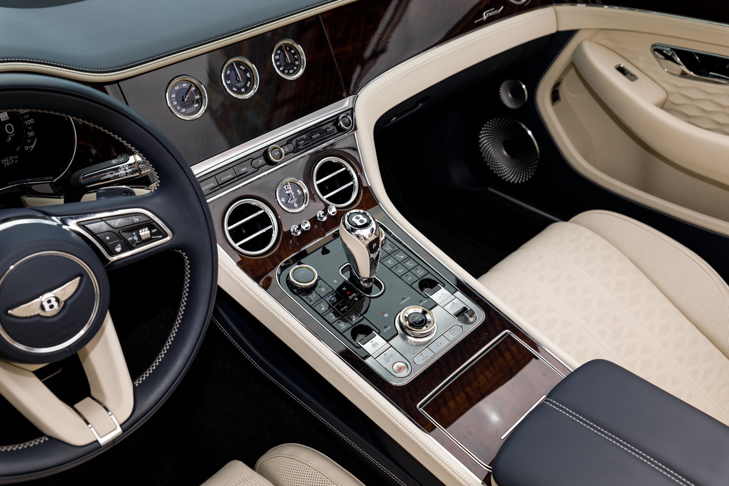 Certified 2025 Bentley Continental GT Speed AWD/4WD image 60