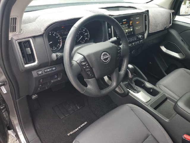 Certified 2025 Nissan Frontier SV w/ SV Convenience Package RWD image 21