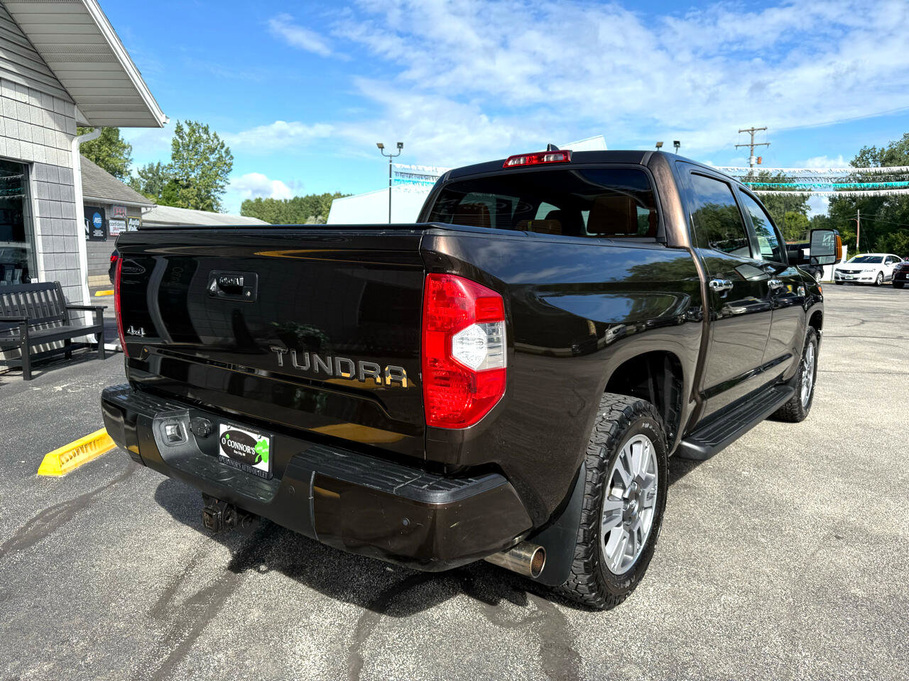 Used 2021 Toyota Tundra Platinum image 3