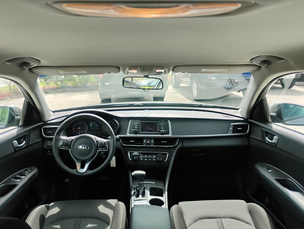 Used 2017 Kia Optima LX FWD image 15