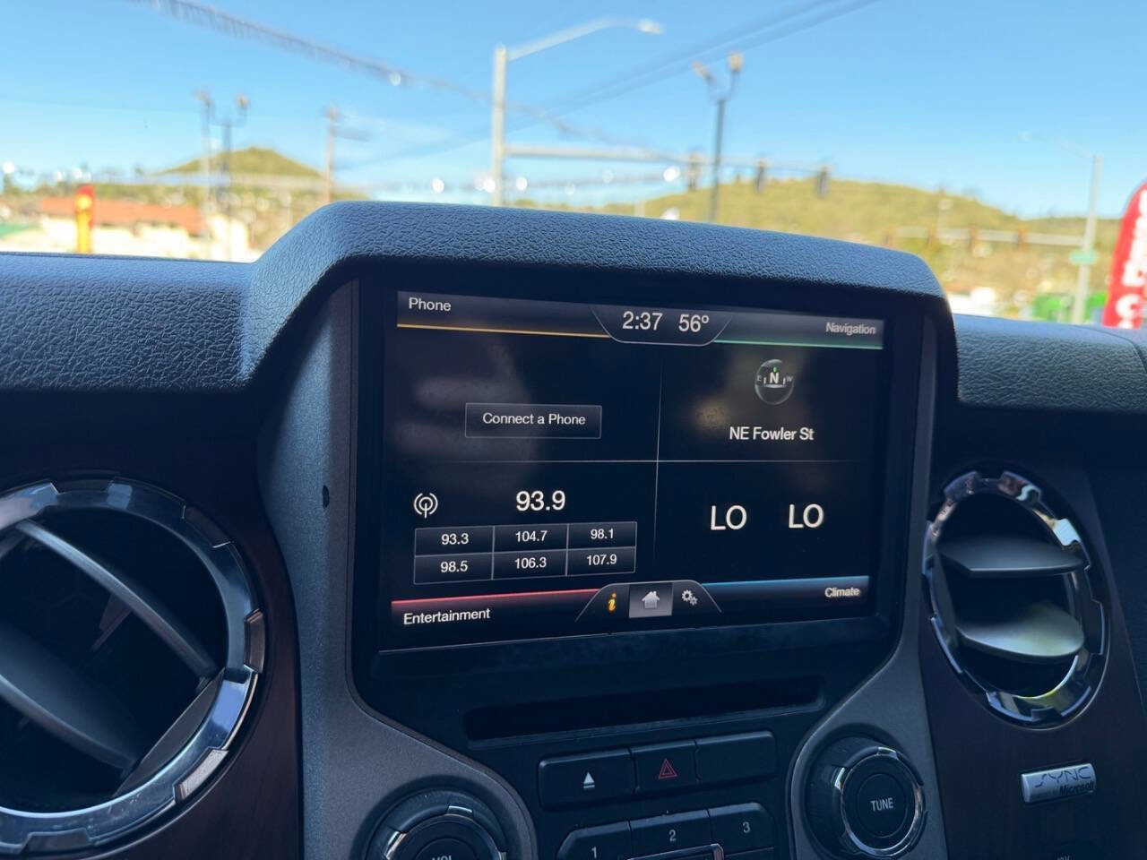 Used 2016 Ford F250 Platinum w/ Platinum Package AWD/4WD image 12