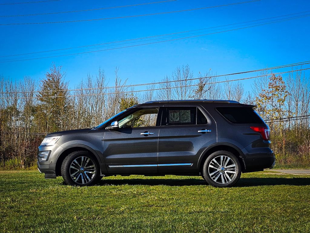 Used 2017 Ford Explorer Platinum image 7