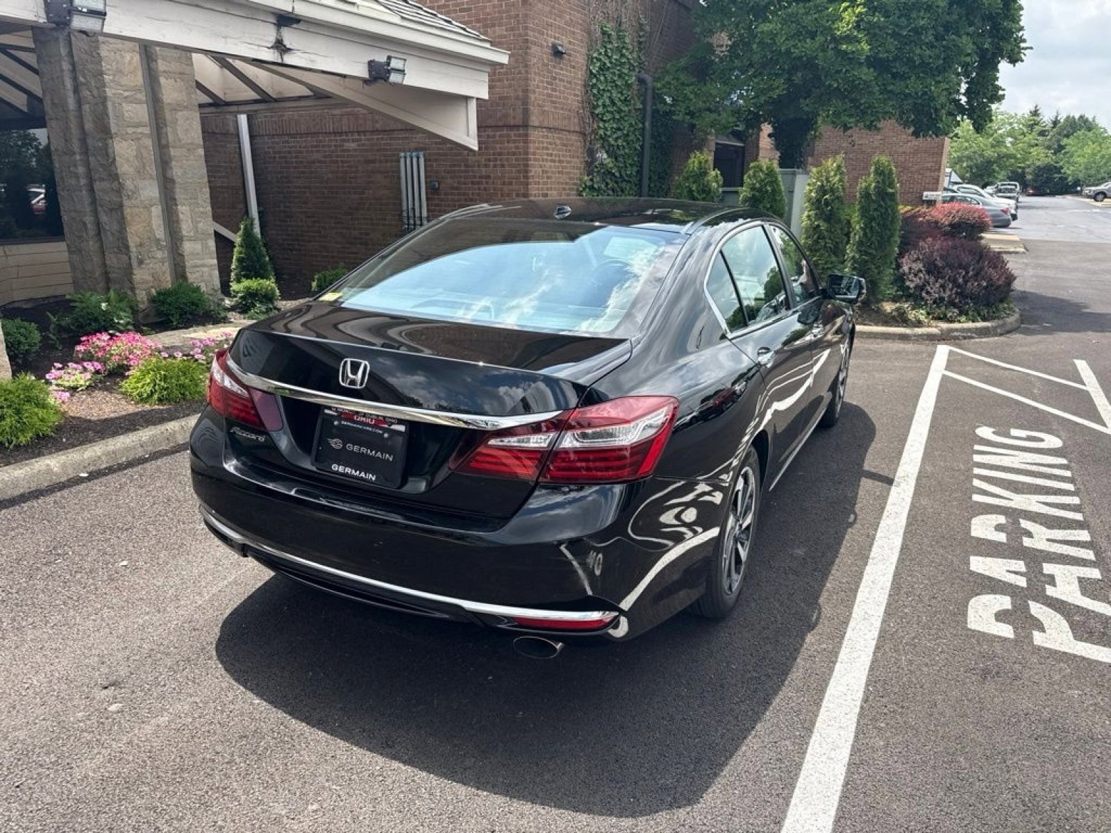 Used 2016 Honda Accord EX-L image 10