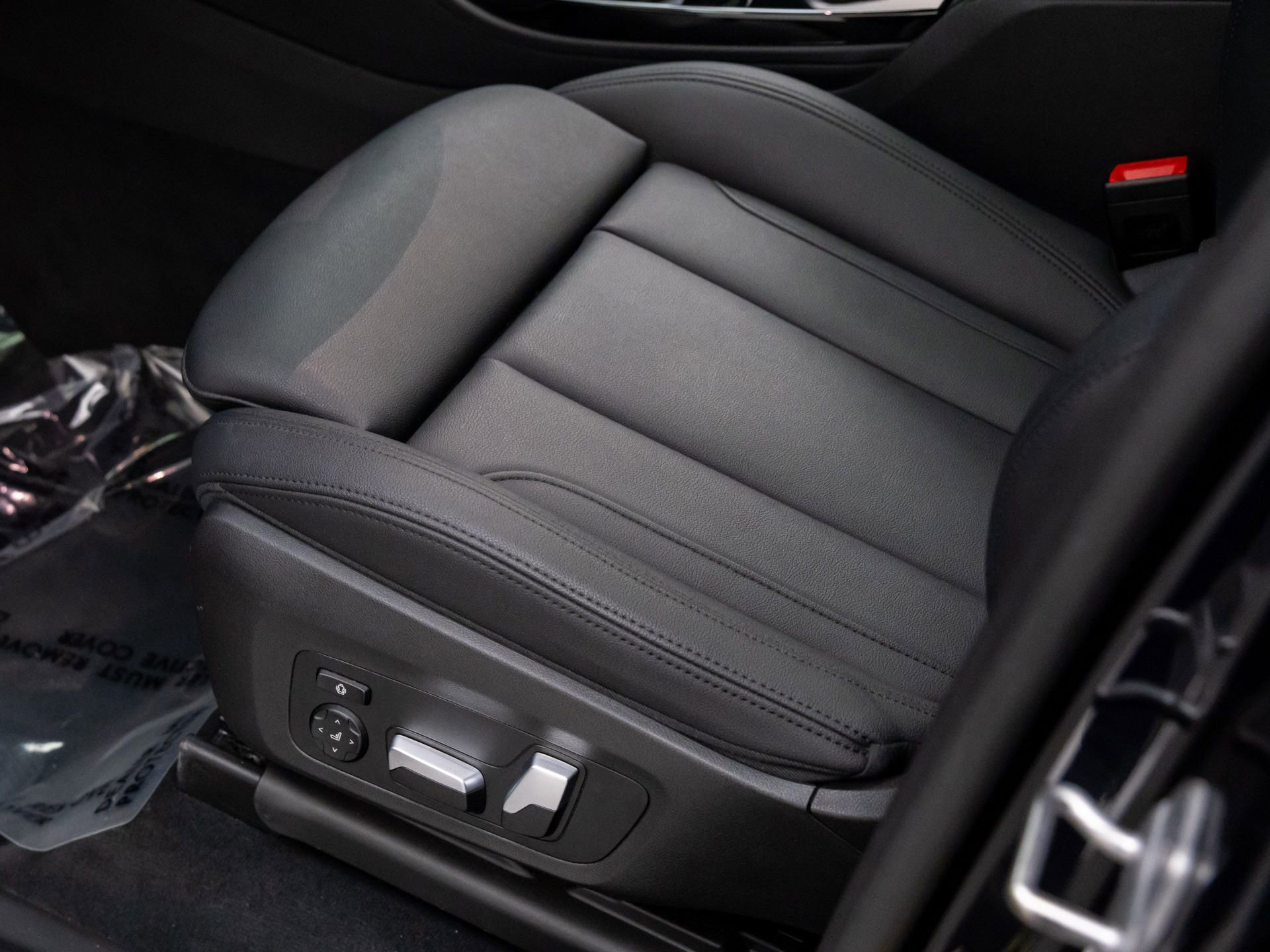 Used 2021 BMW X4 M40i w/ Premium Package image 15