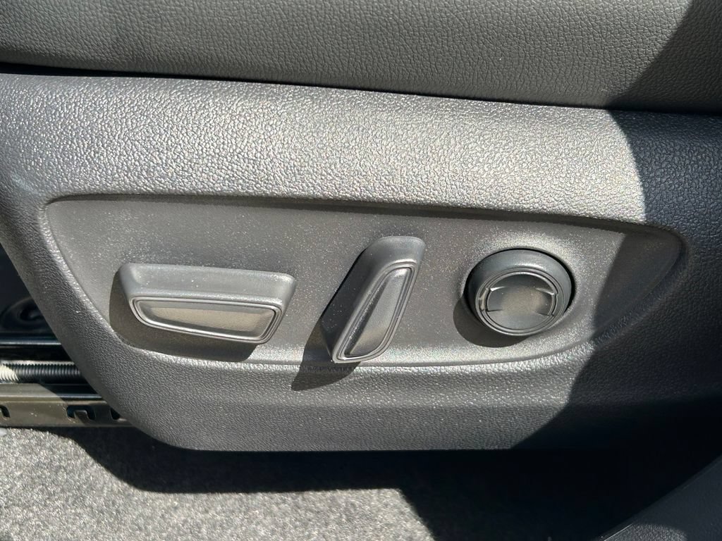 Certified 2026 Toyota Grand Highlander AWD Hybrid image 31