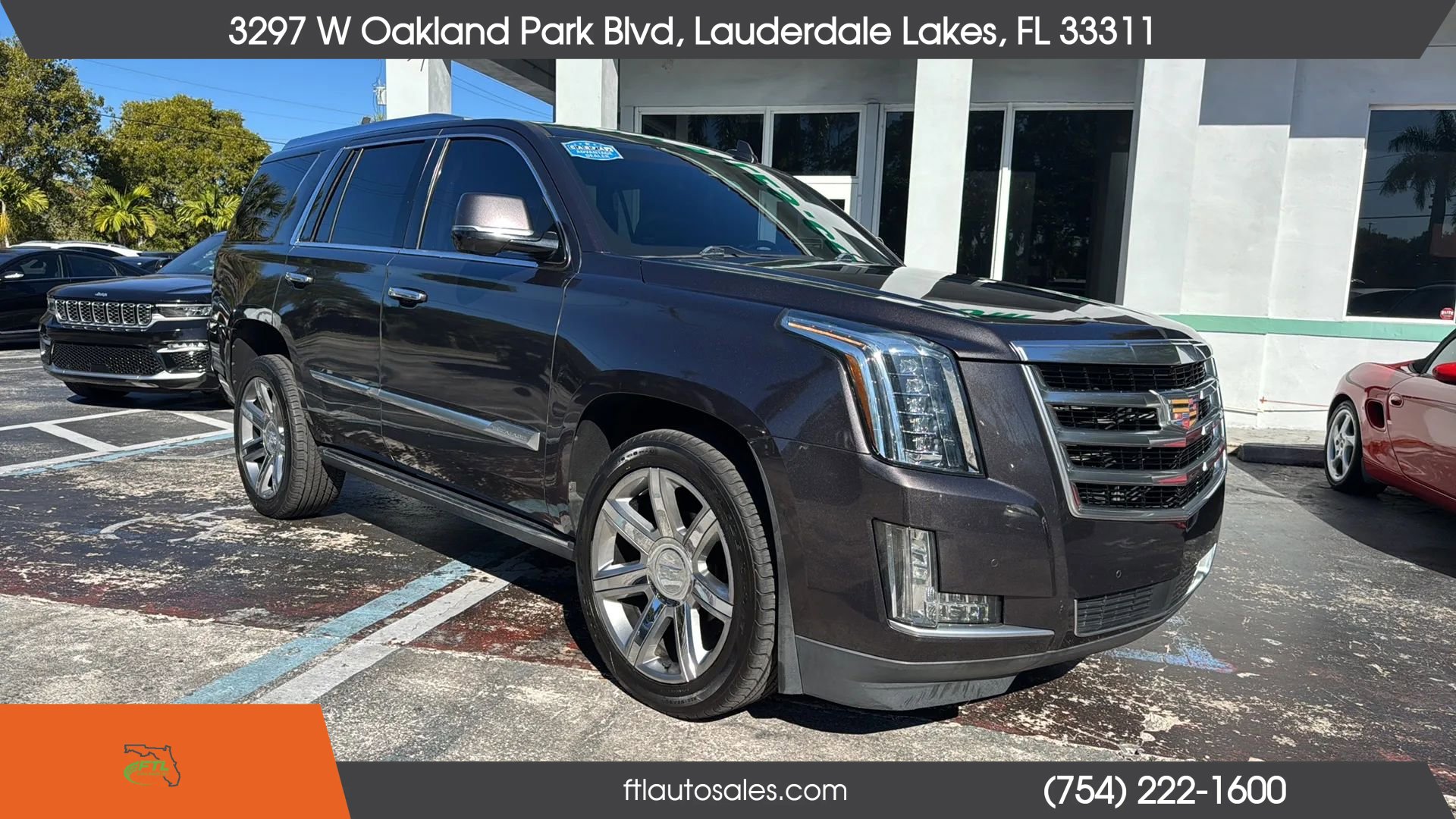 Used 2015 Cadillac Escalade Premium RWD image 3