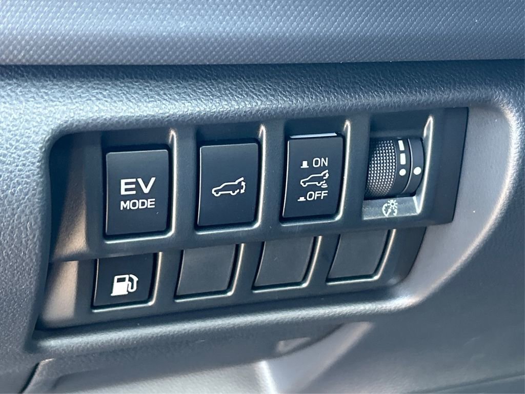 New 2025 Subaru Forester Limited image 41