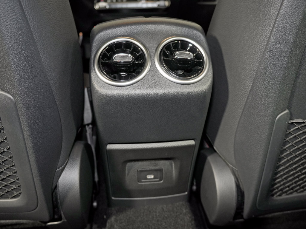 Certified 2025 Mercedes-Benz CLA 35 AMG 4MATIC image 32