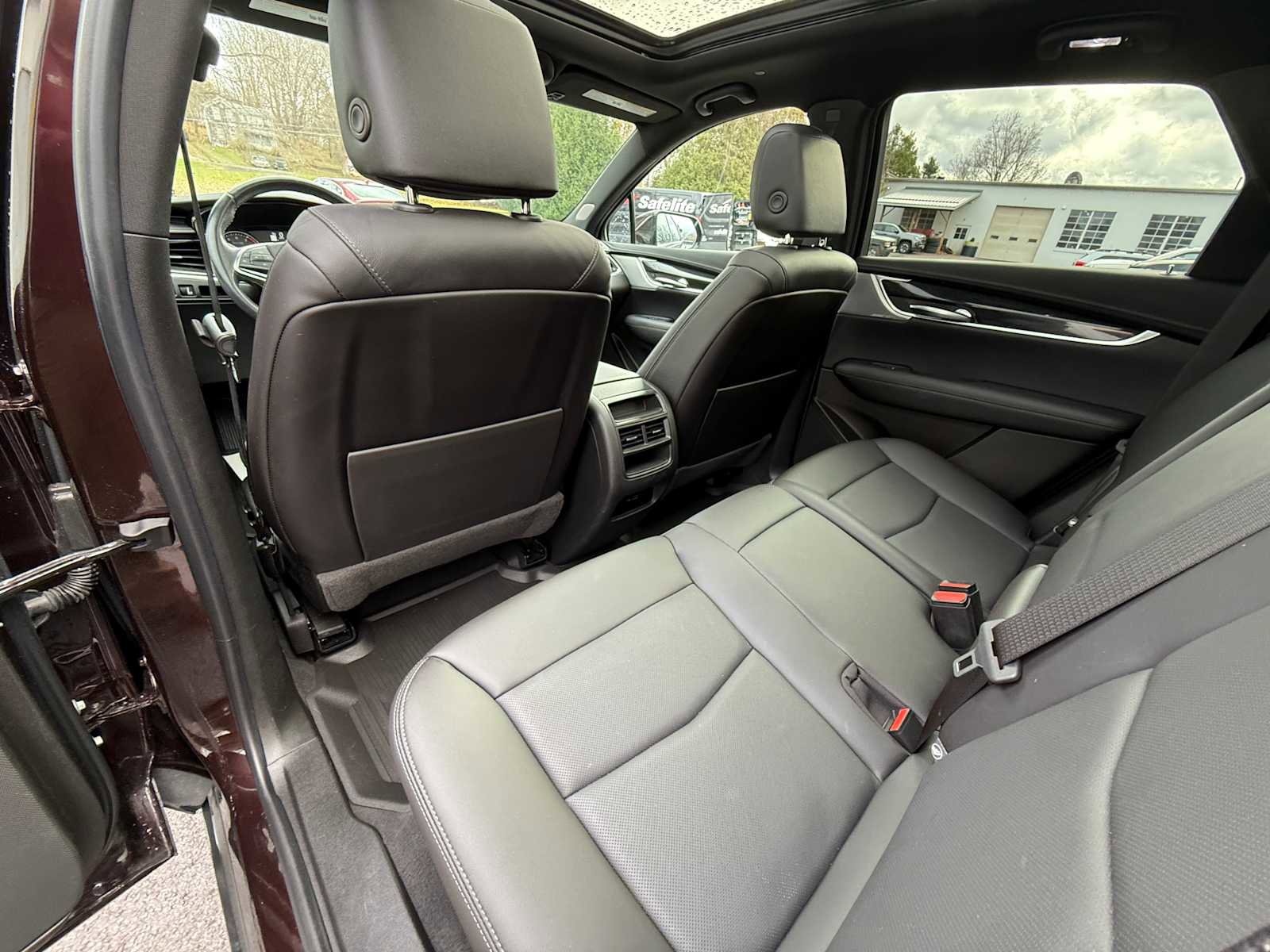 Used 2021 Cadillac XT5 Premium Luxury image 23