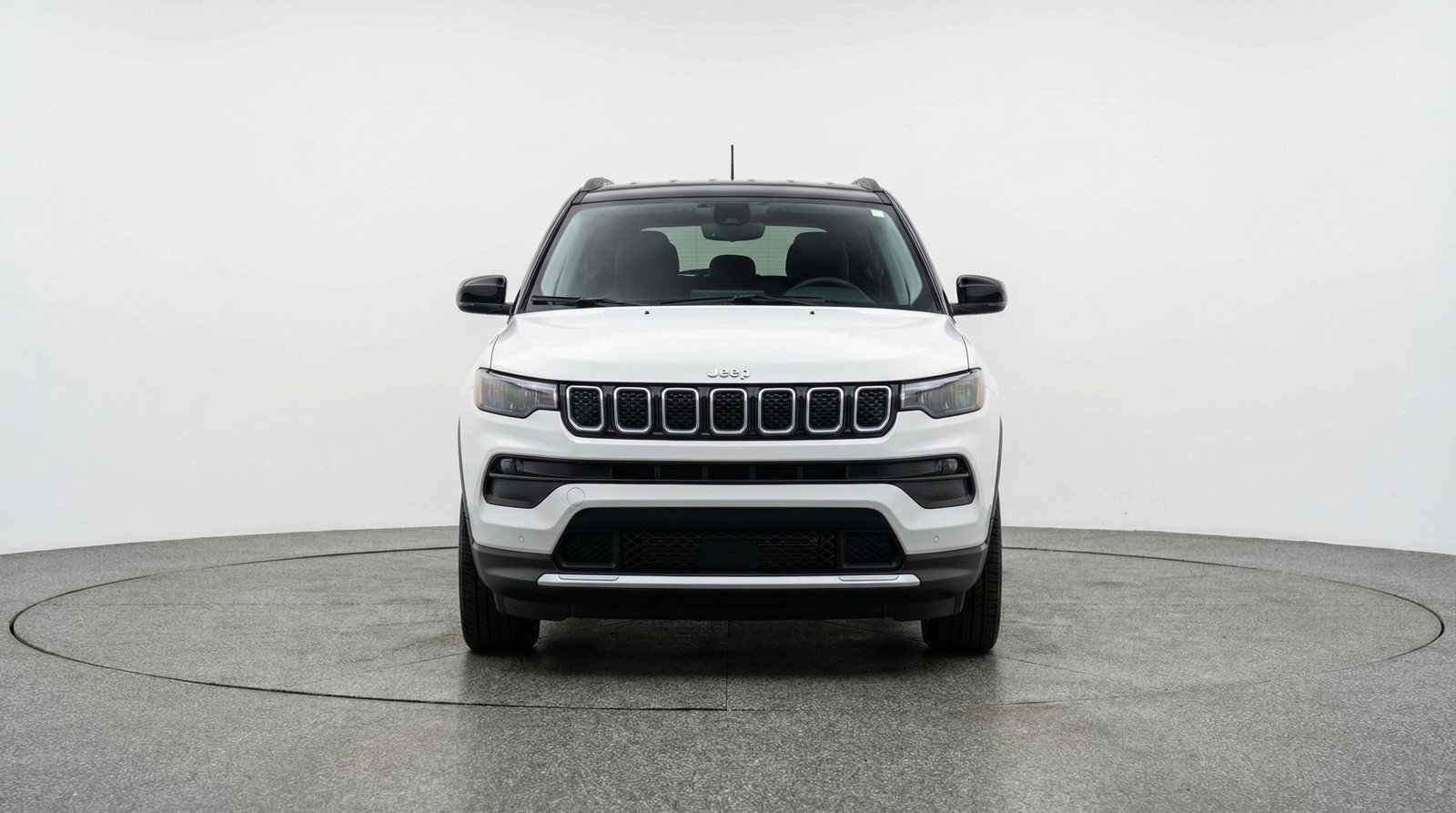 Used 2025 Jeep Compass Limited image 2