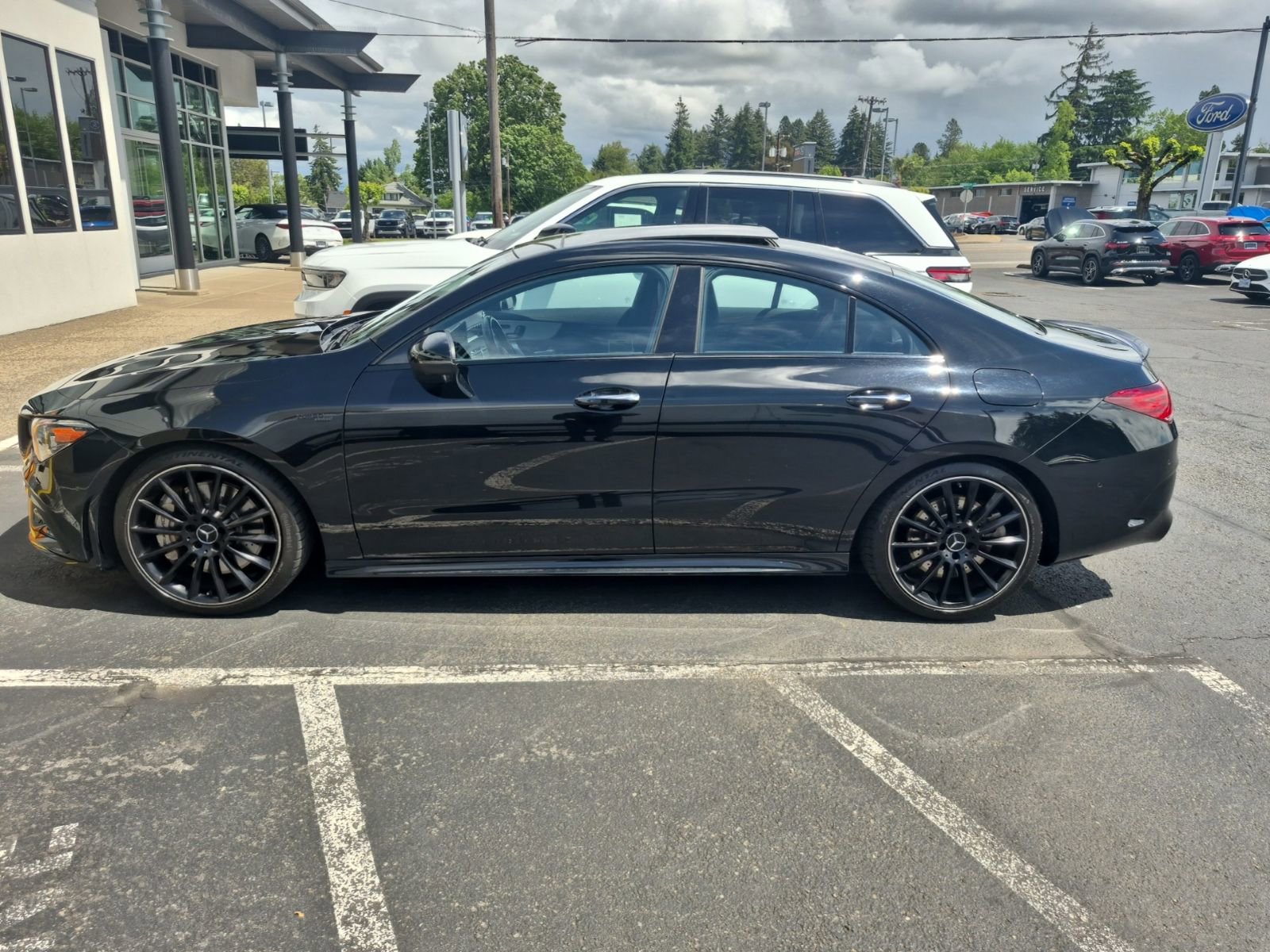 Used 2022 Mercedes-Benz CLA 35 AMG 4MATIC image 3