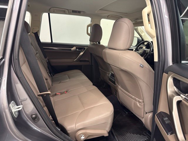 Used 2020 Lexus GX 460 Premium w/ Premium Package AWD/4WD image 12