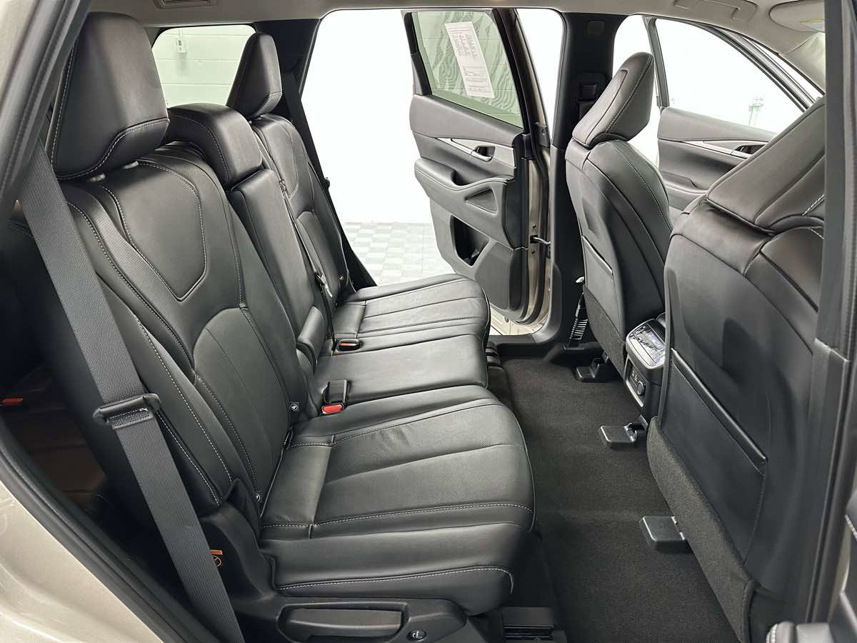 Used 2024 INFINITI QX60 Luxe image 13