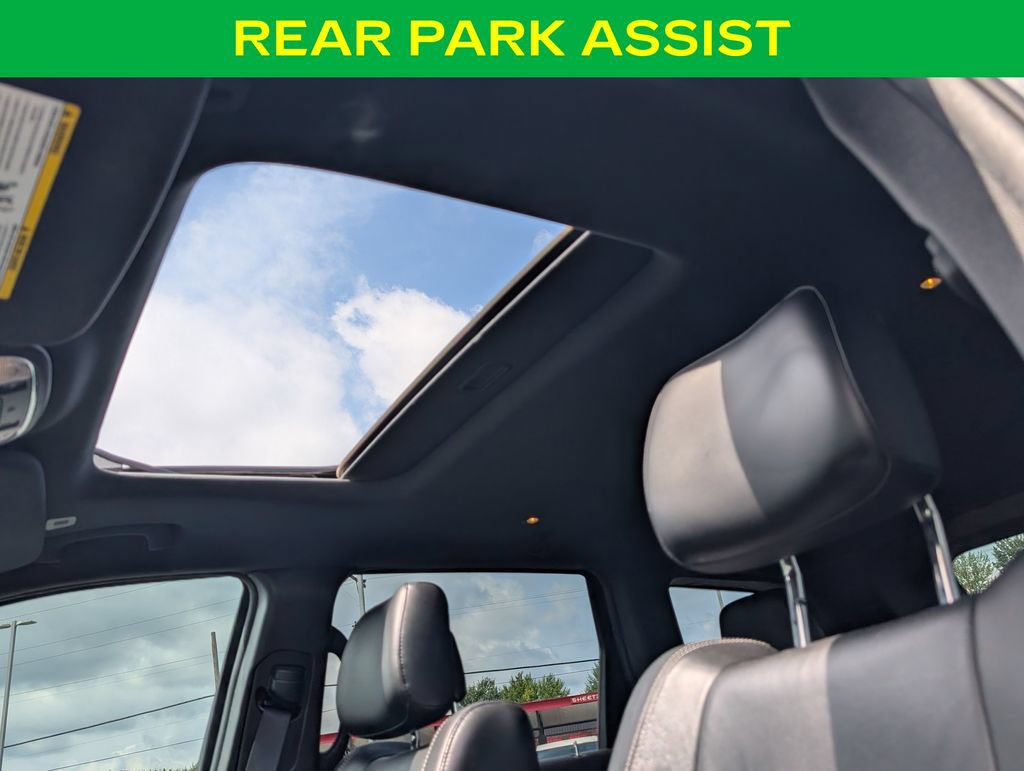 Used 2017 Jeep Grand Cherokee Limited AWD/4WD image 18