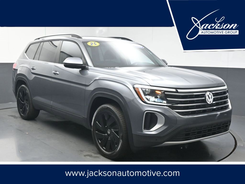 Used 2025 Volkswagen Atlas SE
