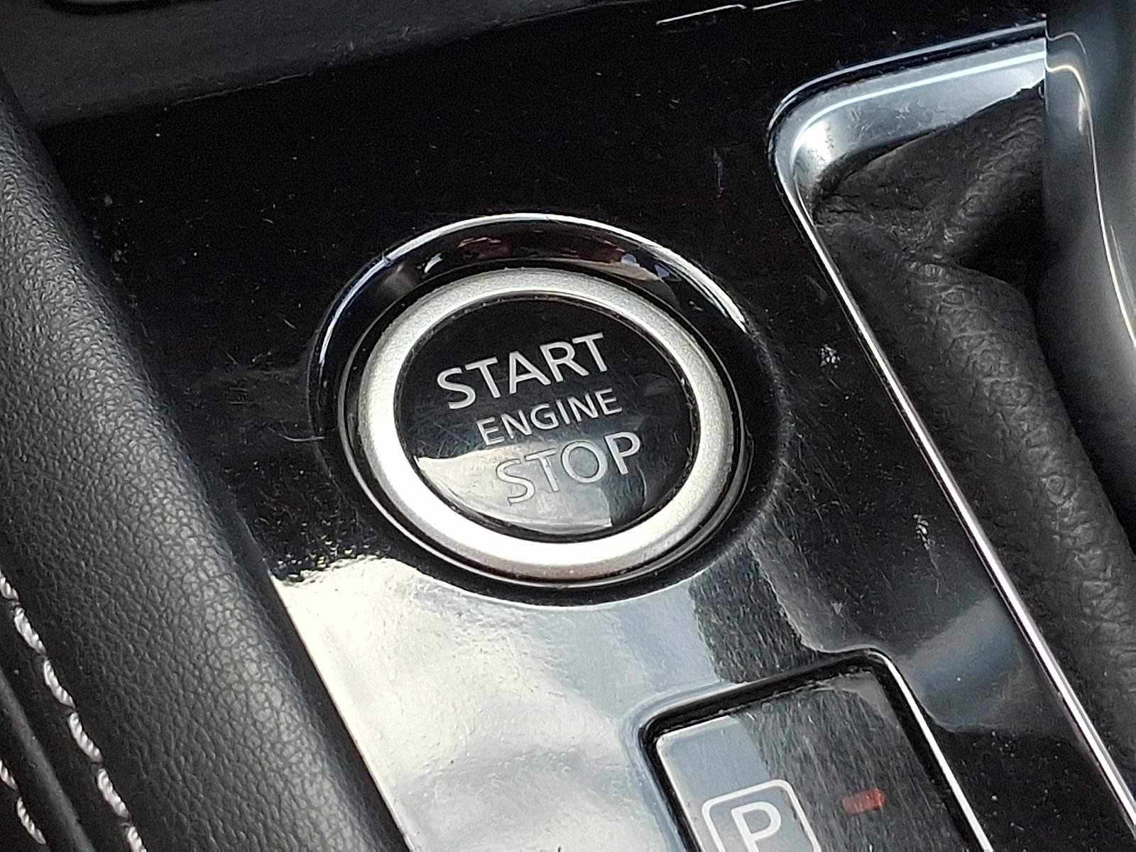 Used 2023 Nissan Kicks SV w/ Exterior Package image 23