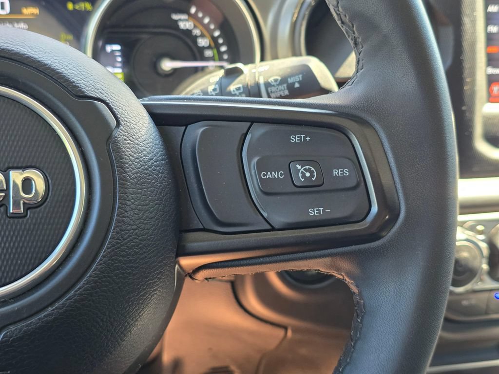Used 2023 Jeep Wrangler Unlimited AWD/4WD image 15