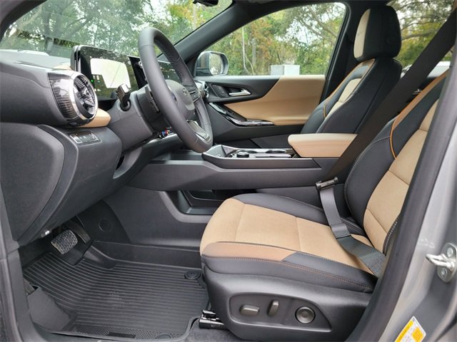 New 2026 Chevrolet Equinox ACTIV w/ Convenience Package III image 10