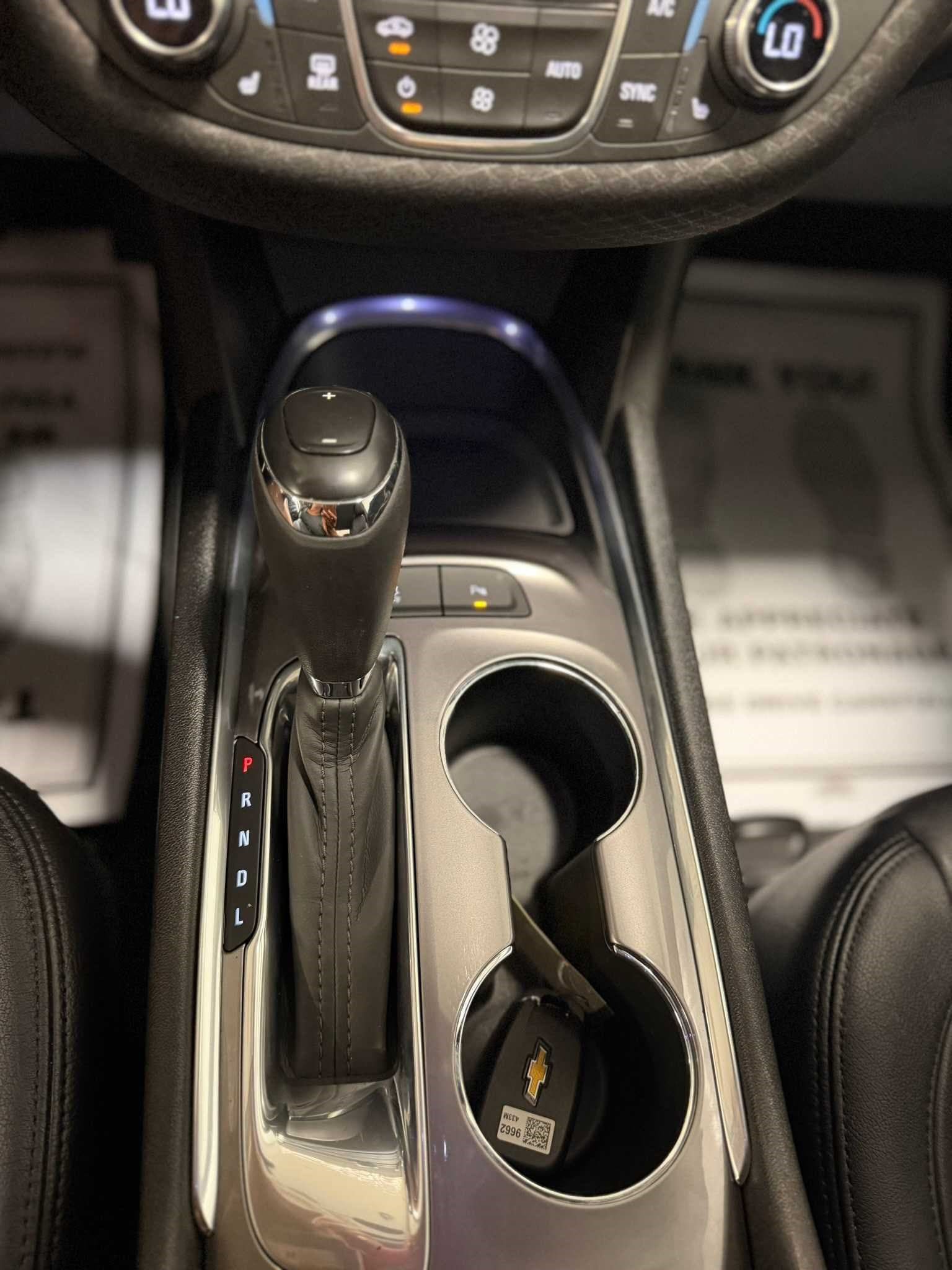 Used 2020 Chevrolet Malibu LT FWD image 32
