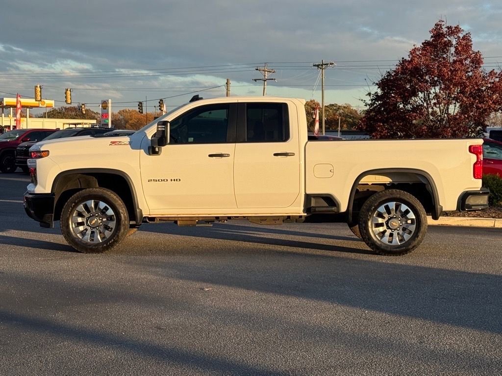 Used 2025 Chevrolet Silverado 2500 Custom w/ Custom Convenience Package image 6