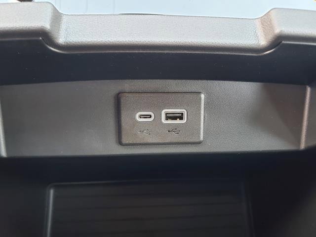 New 2026 Chevrolet Suburban Z71 w/ Comfort Package image 32