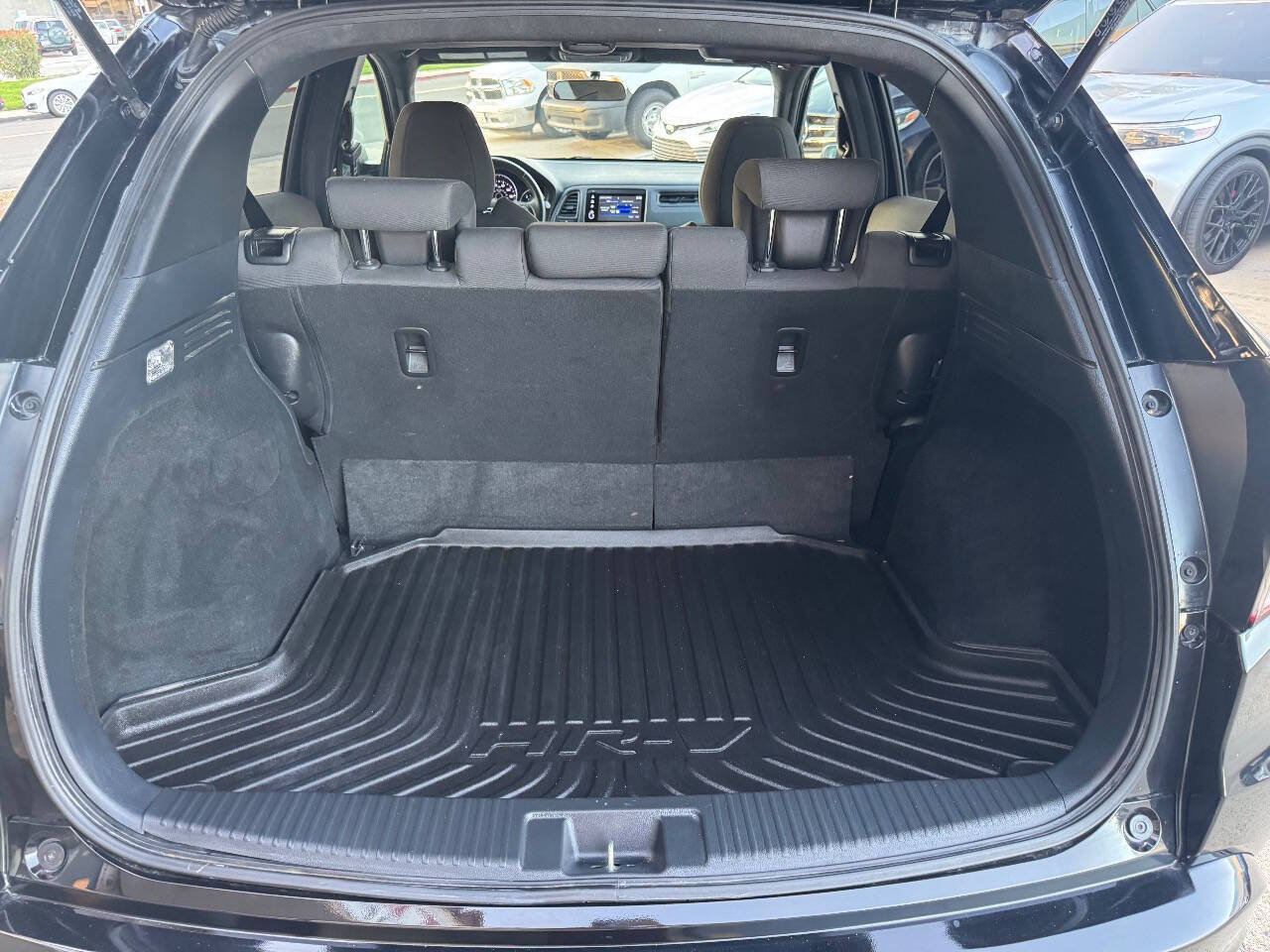 Used 2022 Honda HR-V Sport image 29