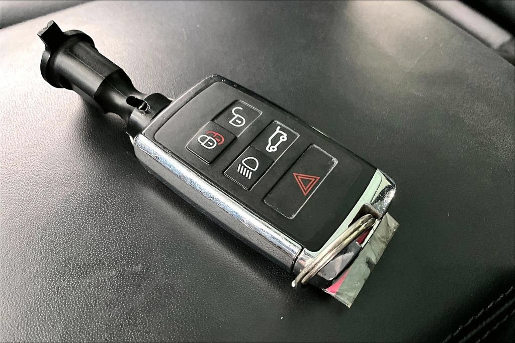 Used 2020 Land Rover Range Rover Sport HSE AWD/4WD image 13