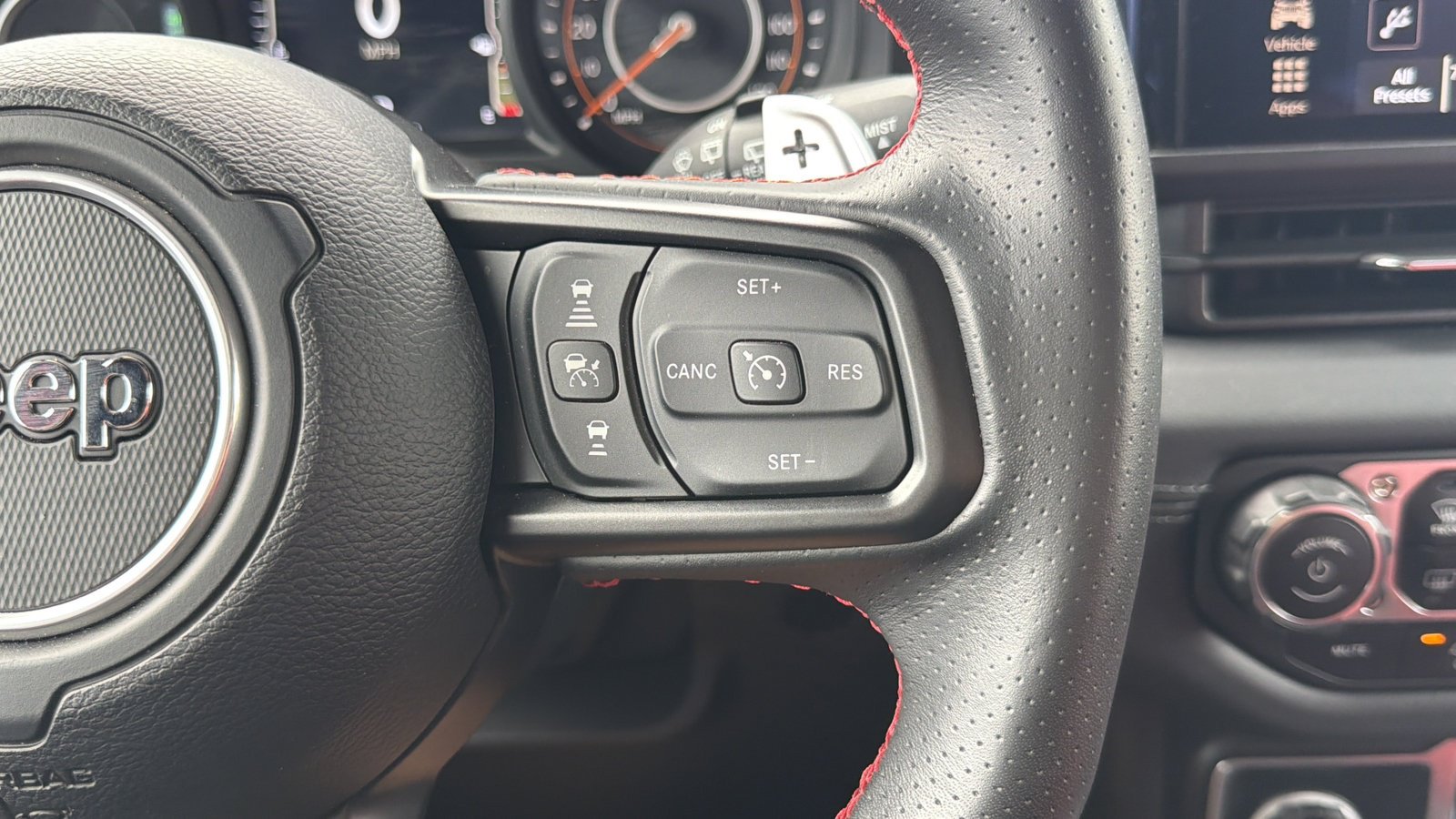 Used 2024 Jeep Wrangler Unlimited Rubicon 392 AWD/4WD image 22
