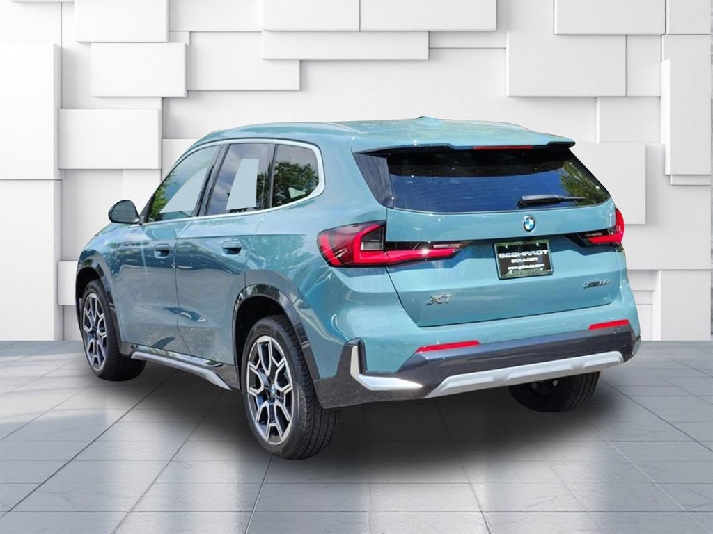 Certified 2025 BMW X1 xDrive28i w/ Convenience Package AWD/4WD image 4