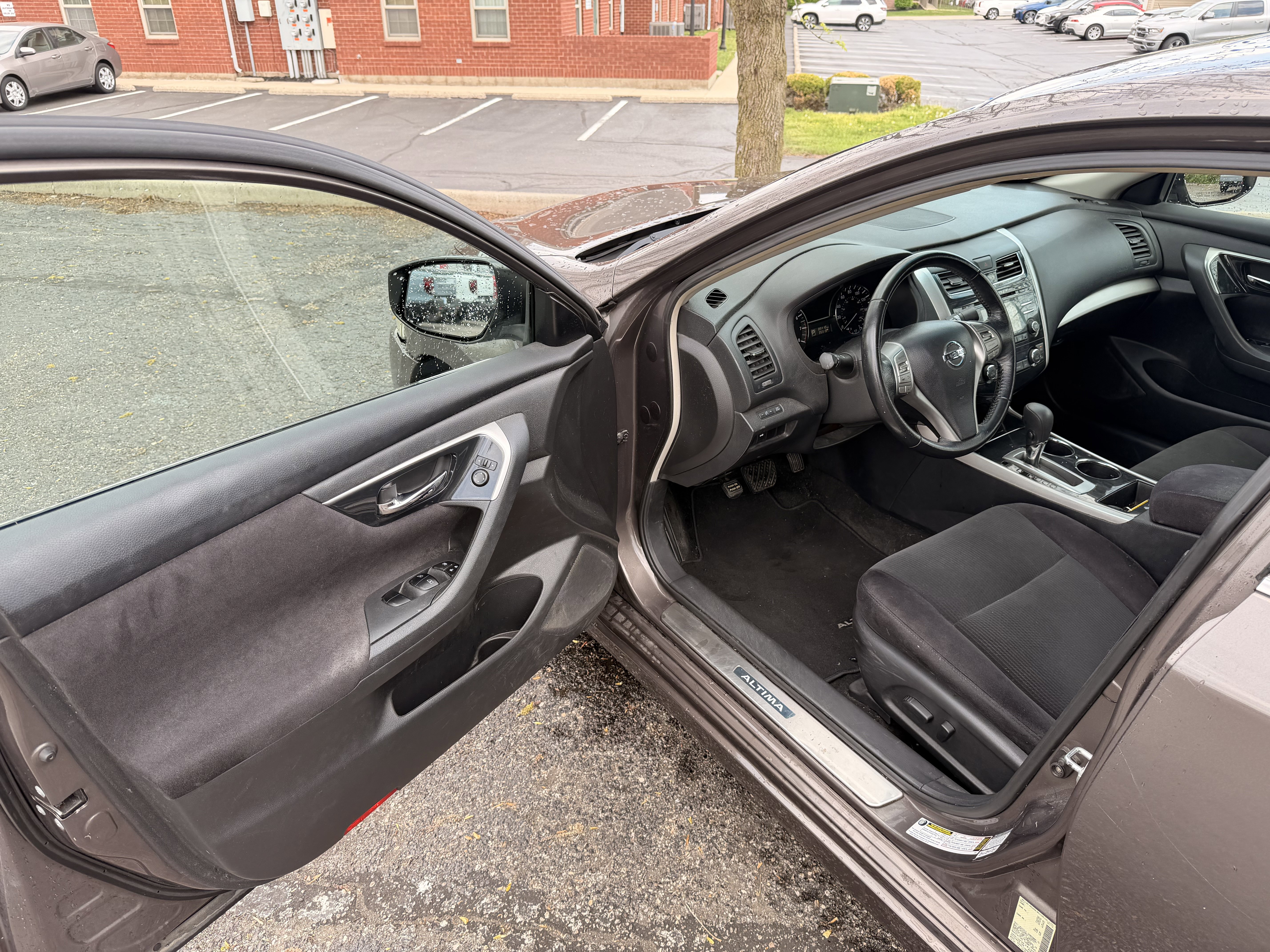 Used 2013 Nissan Altima 2.5 SV w/ 2.5SV Convenience Pkg image 11