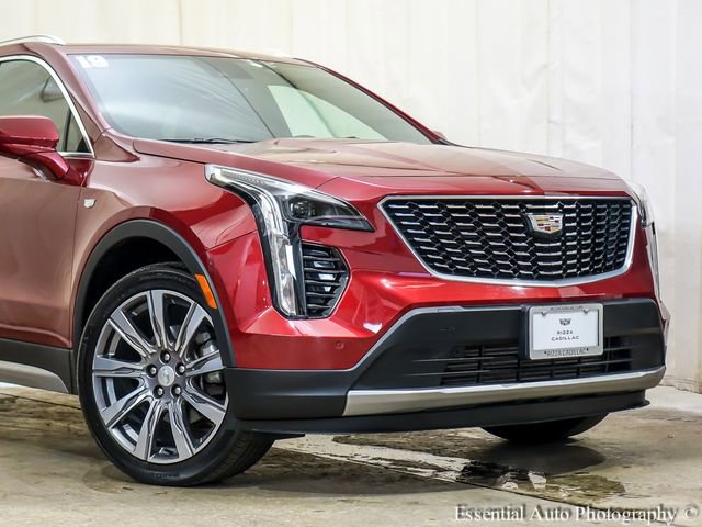 Used 2019 Cadillac XT4 Premium Luxury w/ Cold Weather Package FWD image 6