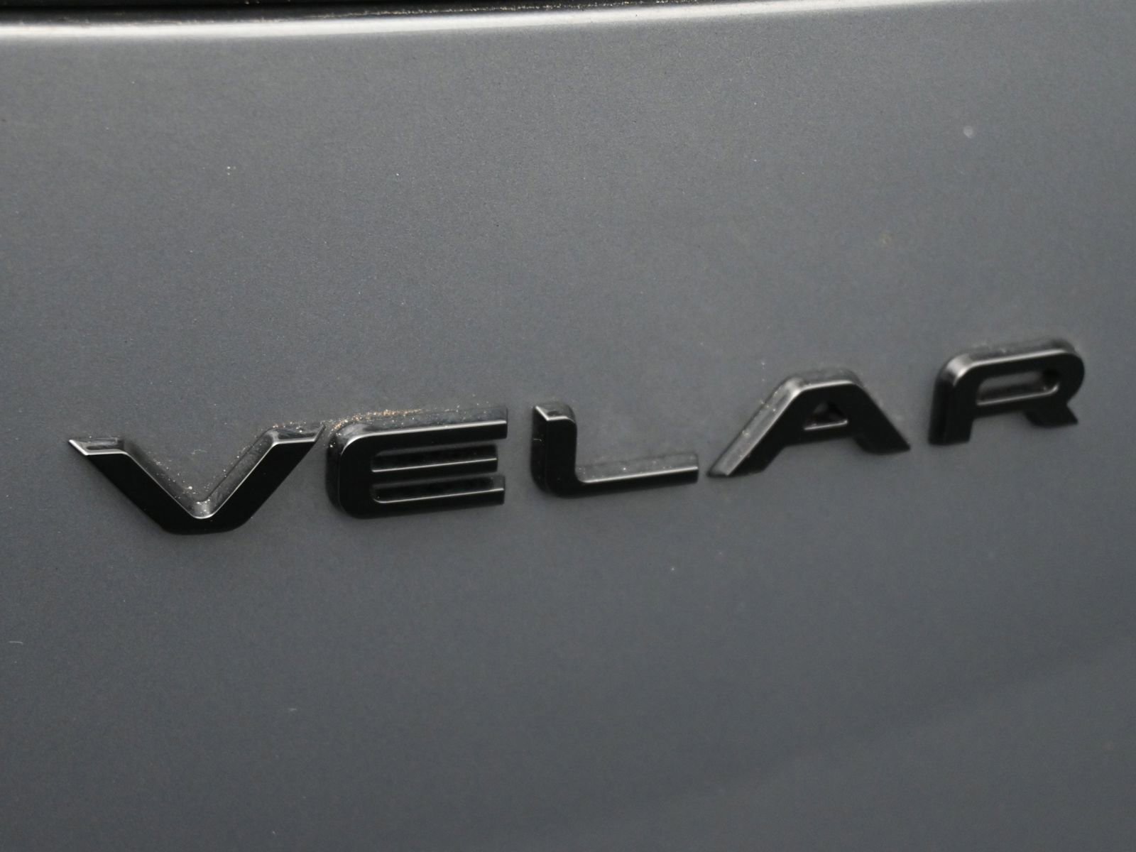 New 2025 Land Rover Range Rover Velar Dynamic SE image 8