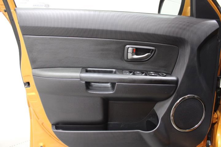 Used 2011 Kia Soul + w/ Audio Pkg image 13
