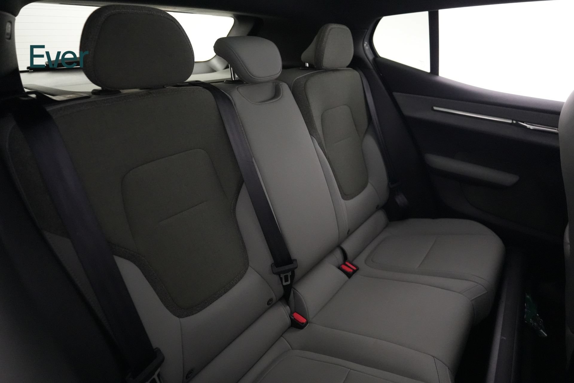 Used 2025 Volvo EX30 Plus AWD/4WD image 5