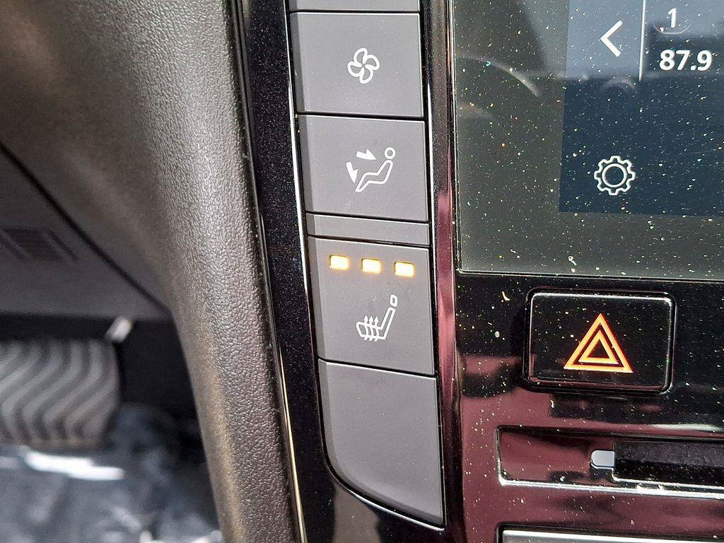 Used 2023 INFINITI QX50 Luxe AWD/4WD image 28
