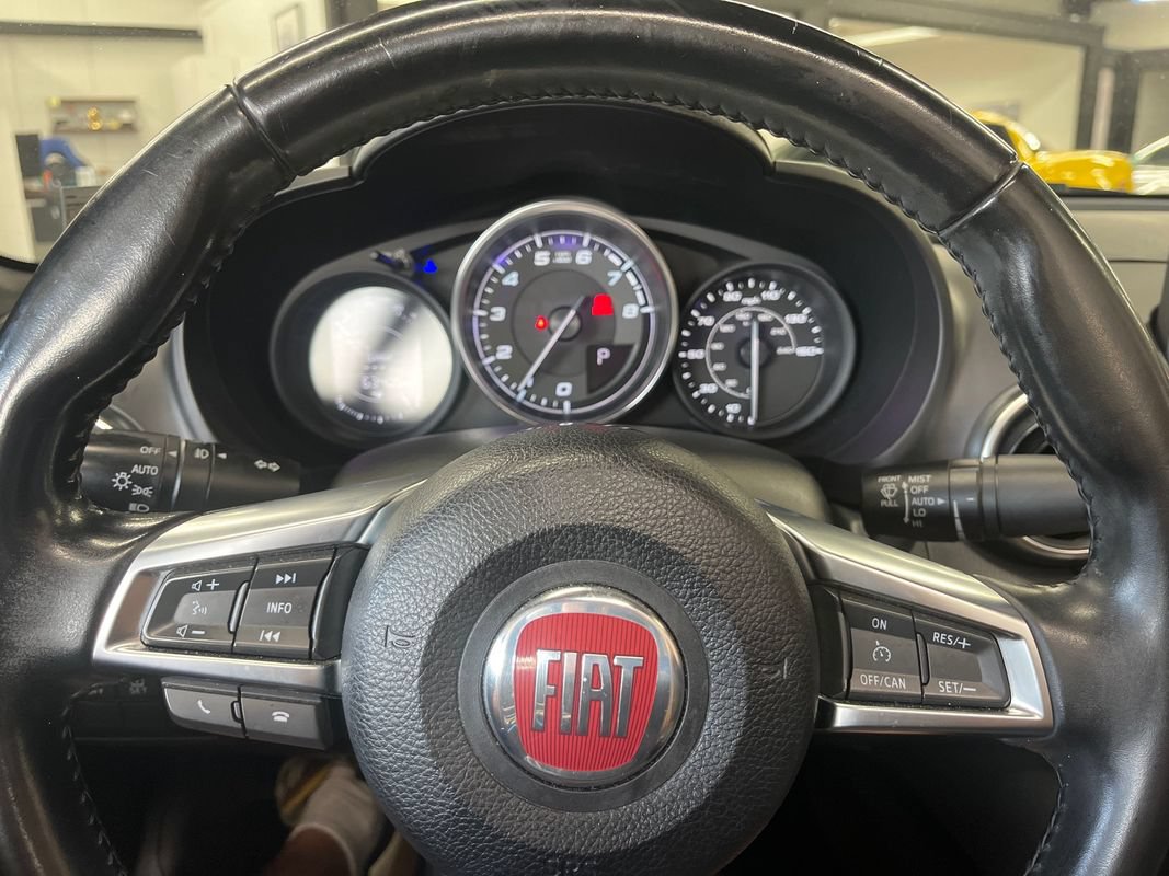 Used 2017 FIAT 124 Spider Lusso RWD image 44